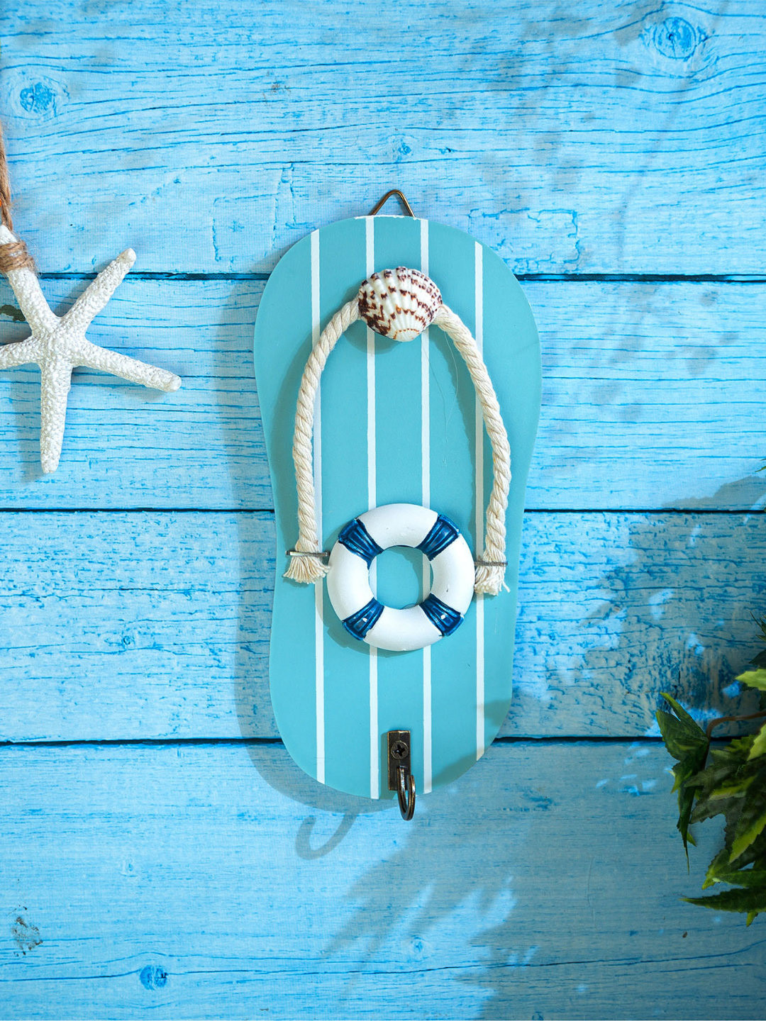 eazy wagon Blue & White Slipper Shaped Donut Tube Beach Wall Hooks