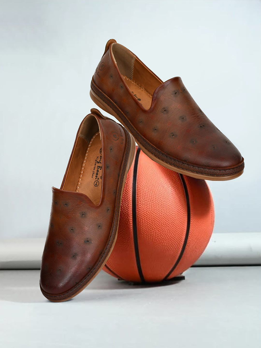 Big Boon Men Round Toe Loafers with Laser Cuts