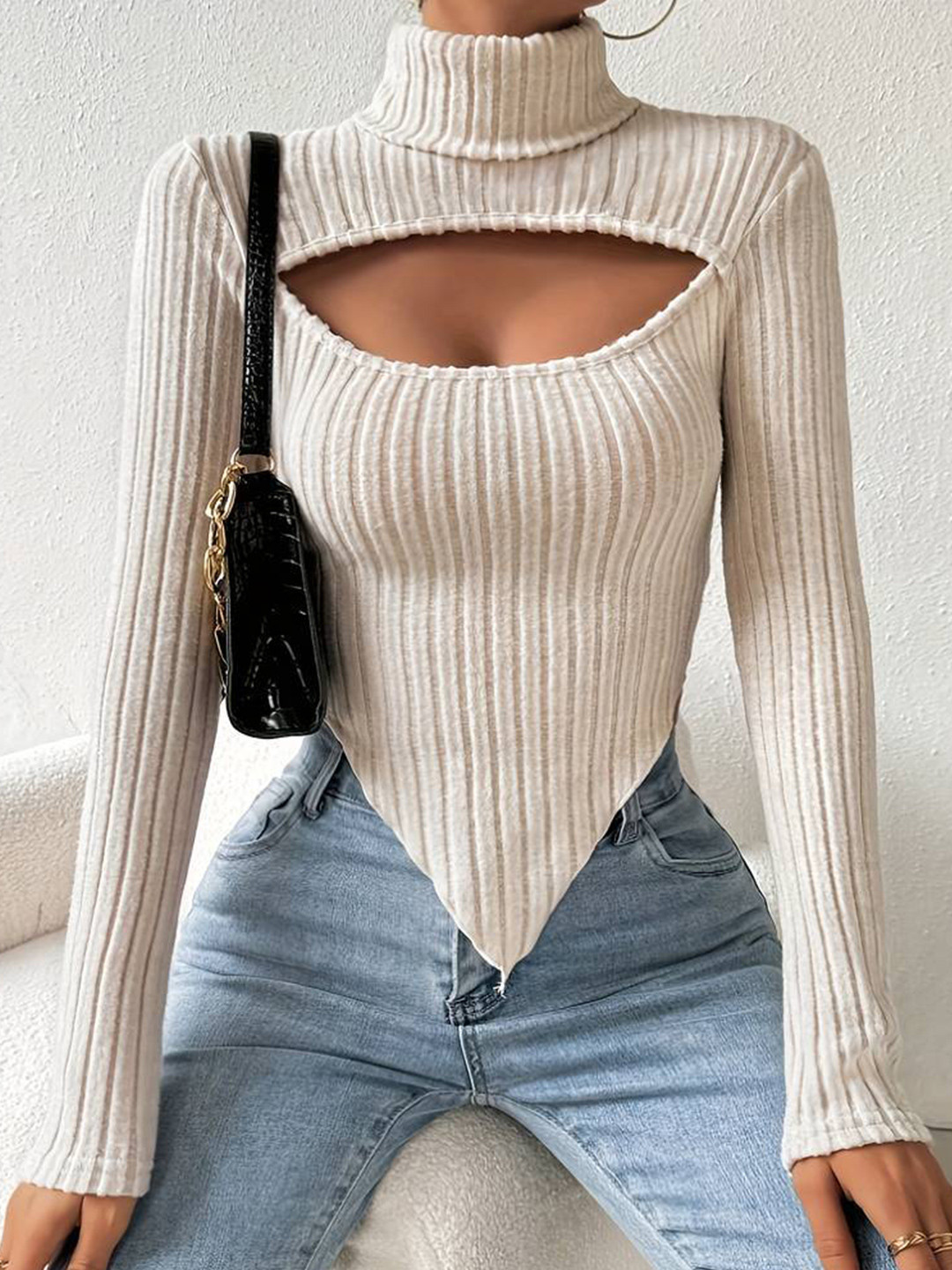 Outzidr Women Ribbed Vertical Striped Cut Out Asymmetric Hem Crop Top