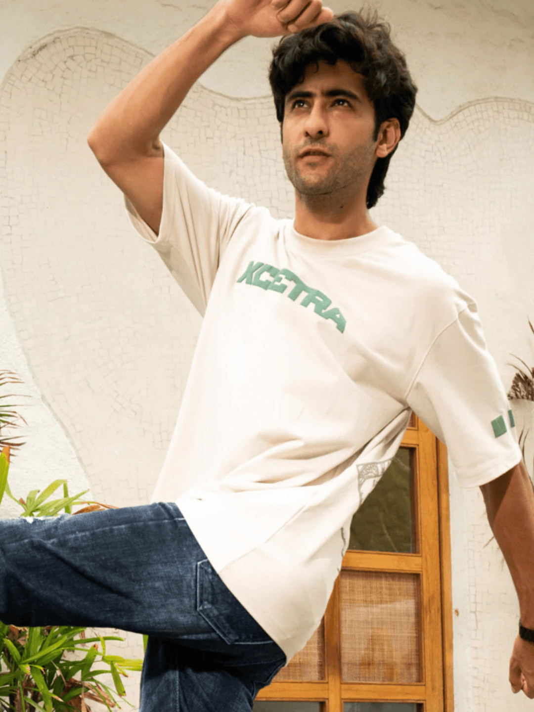 XCETRA Typography Printed Round Neck Drop-Shoulder Sleeves Oversized Pure Cotton T-shirt