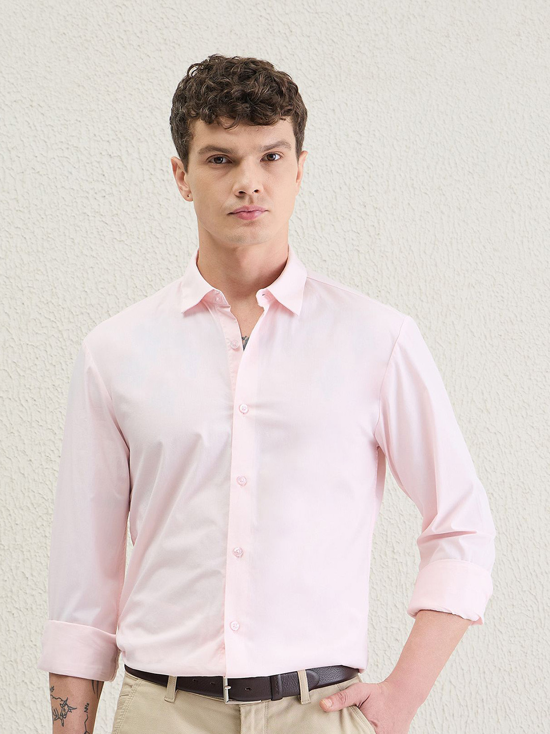 Iconic Men Slim Fit Solid Spread Collar Cotton Formal Shirt