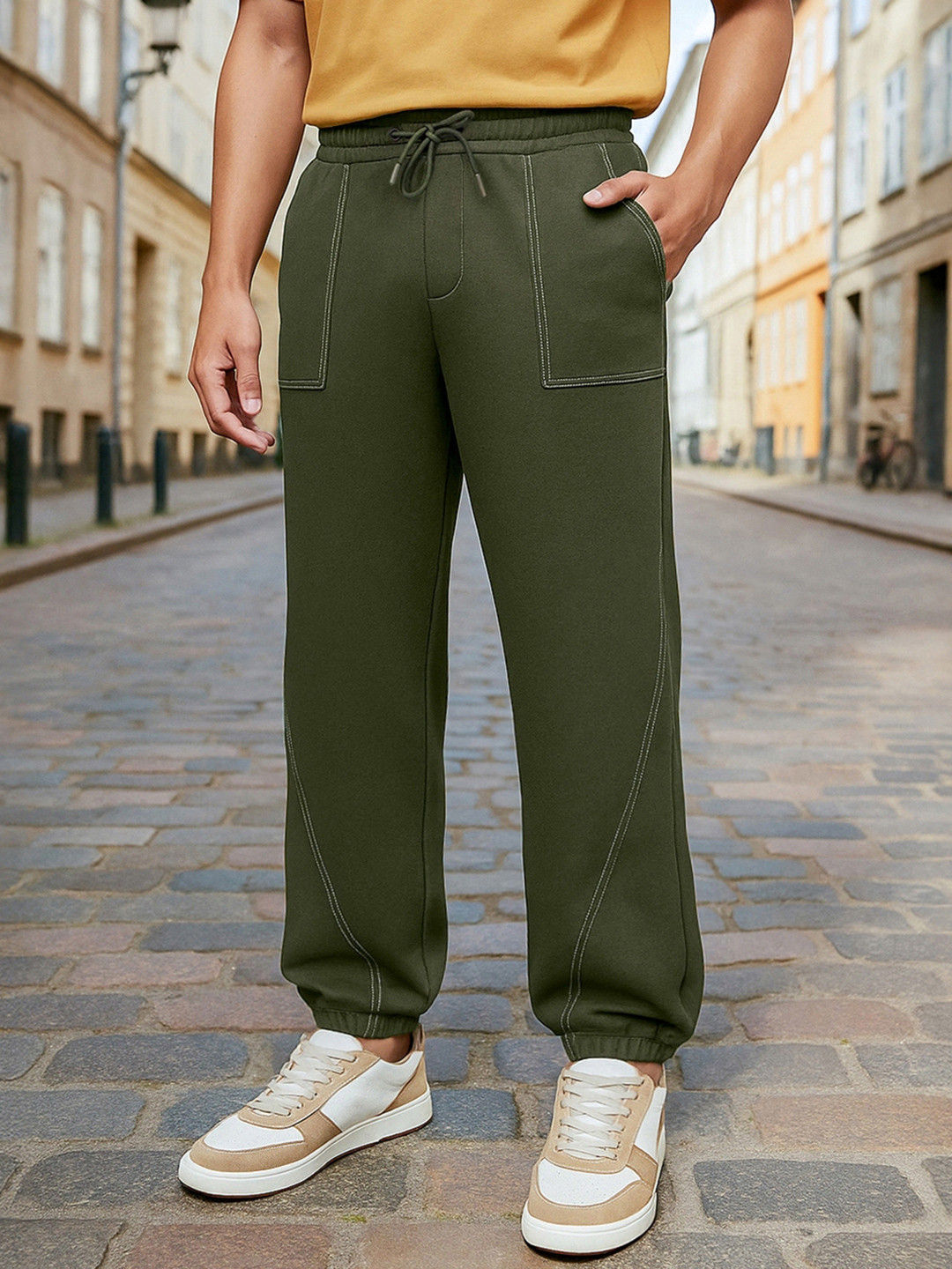 Bewakoof Men Oversized Joggers