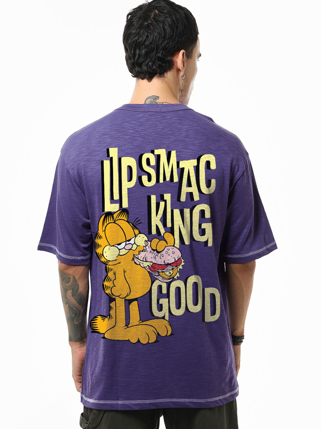 Bewakoof AIR Men Garfield Graphic Printed Round Neck Cotton Oversized T-shirt