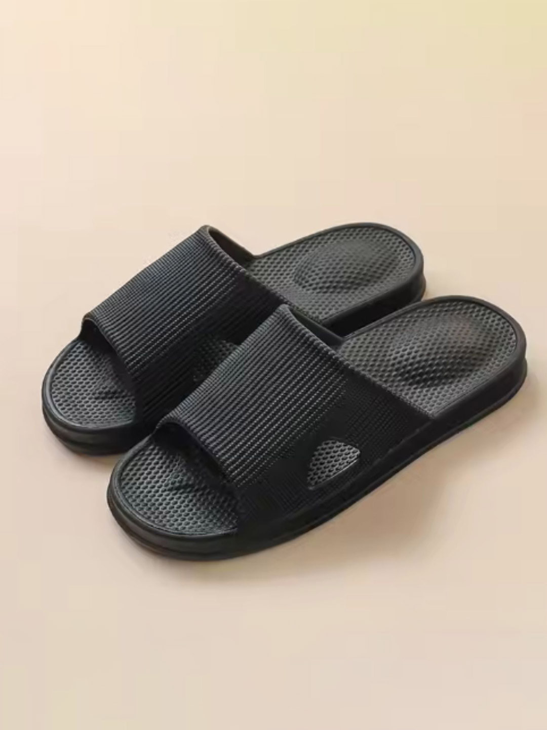 DRUNKEN Women Black Solid Self Design Sliders