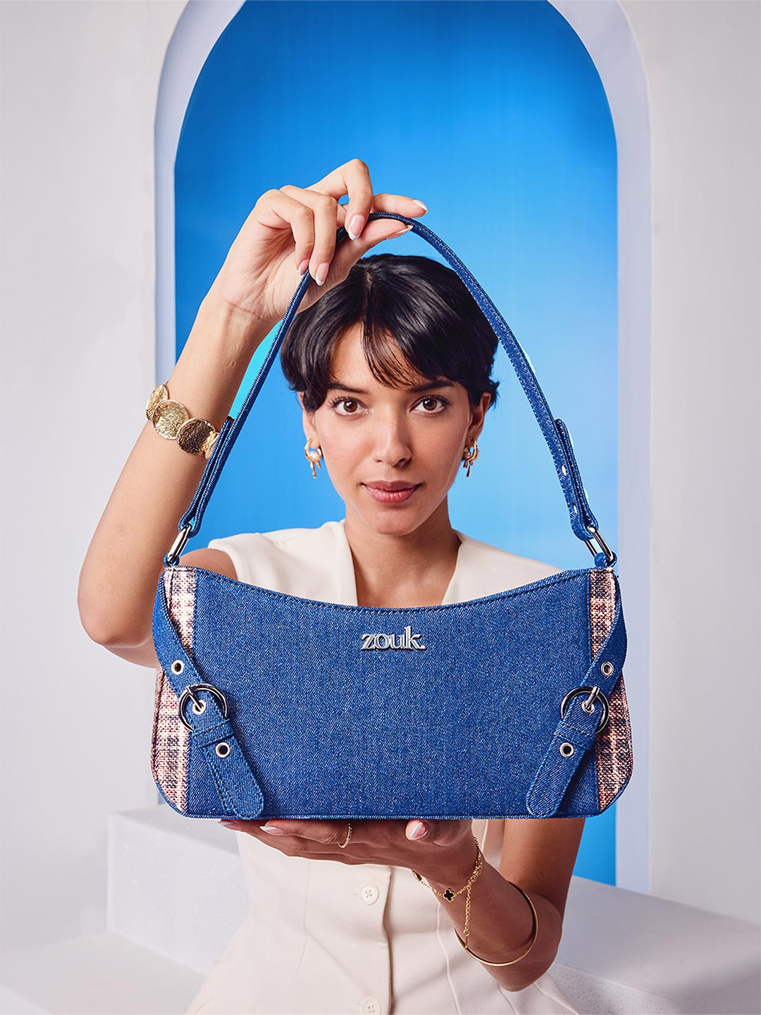 Alt by Zouk  Women Solid Baguette Buckle Detail Shoulder Bag