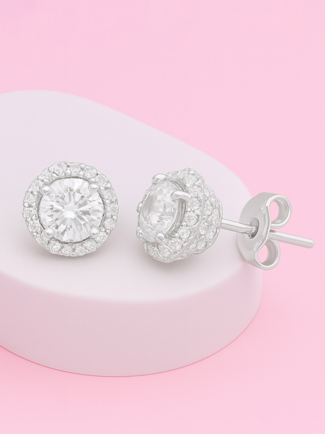 Zisthi 925 Sterling Silver Designer Pave Flower Zircon Earring