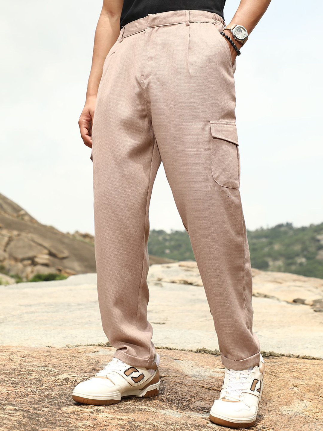 Campus Sutra Men Textured Relaxed Cargo Styles Trousers