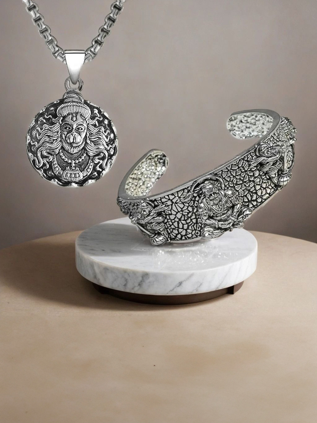 Adhvik Silver-Plated 5 Mukhi Hanuman Face Kada Bracelet And Hanuman Chalisa Pendant