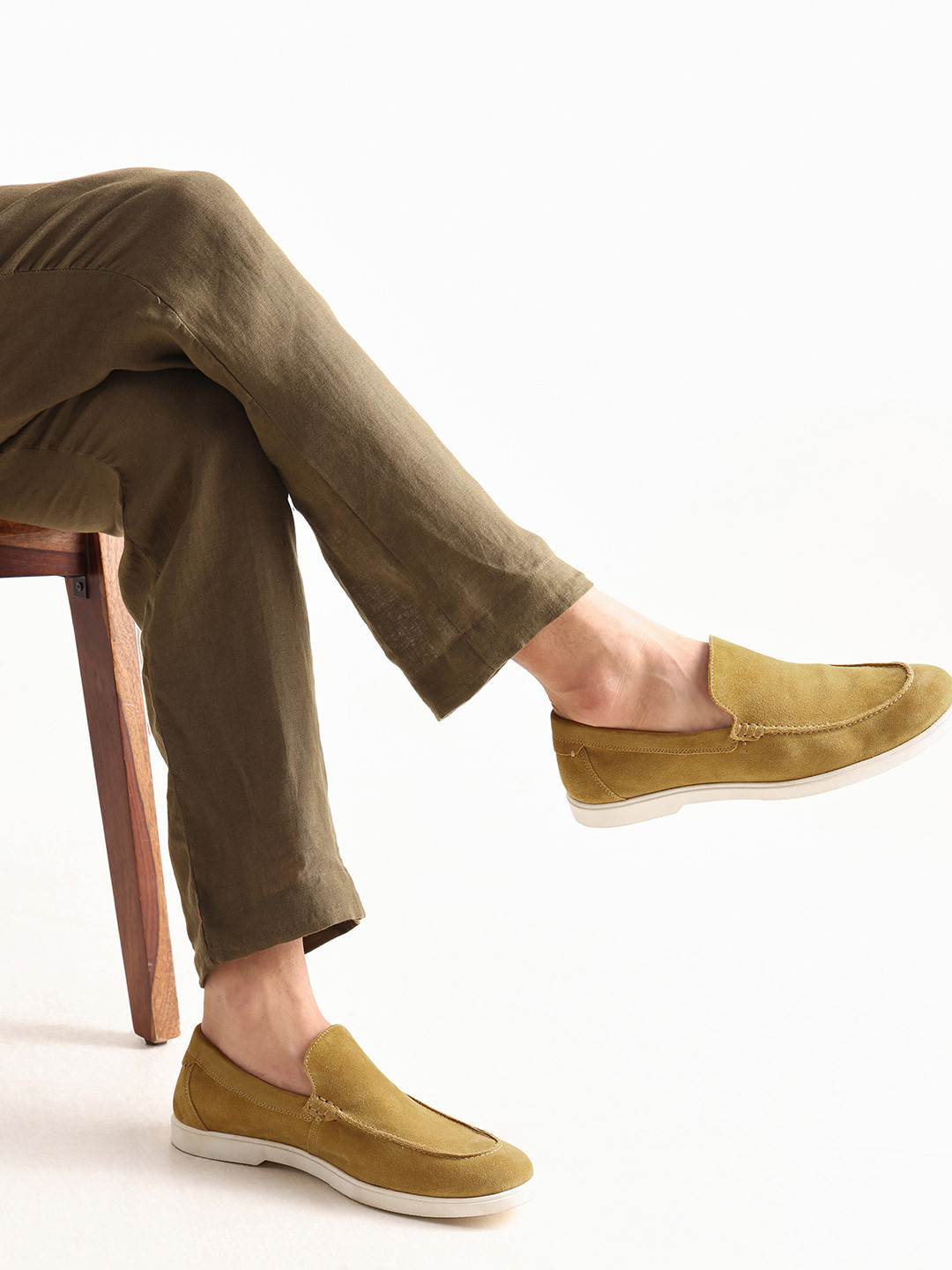 RARE RABBIT VELOUR Men Slip-On Loafers