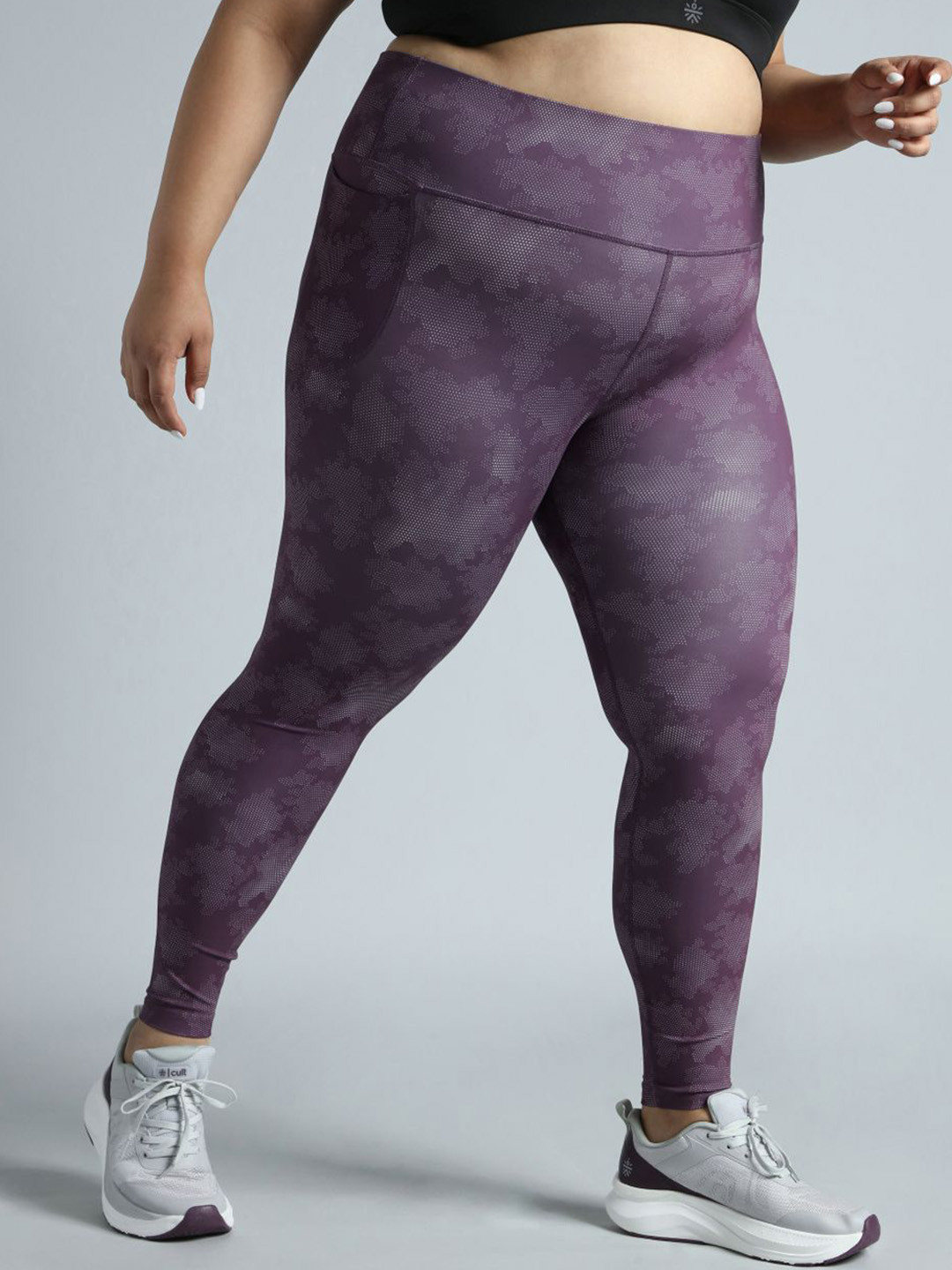 CULT Women Wine Training Essential Plus Size Printed Tights