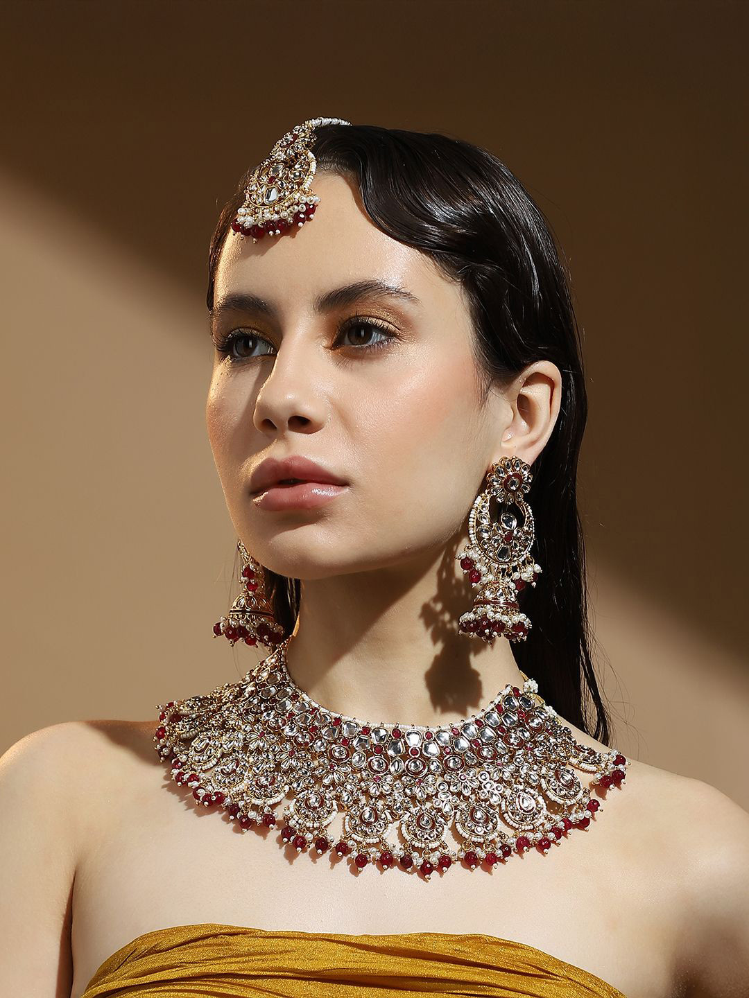 SOHI The Zoor Jewellery Set