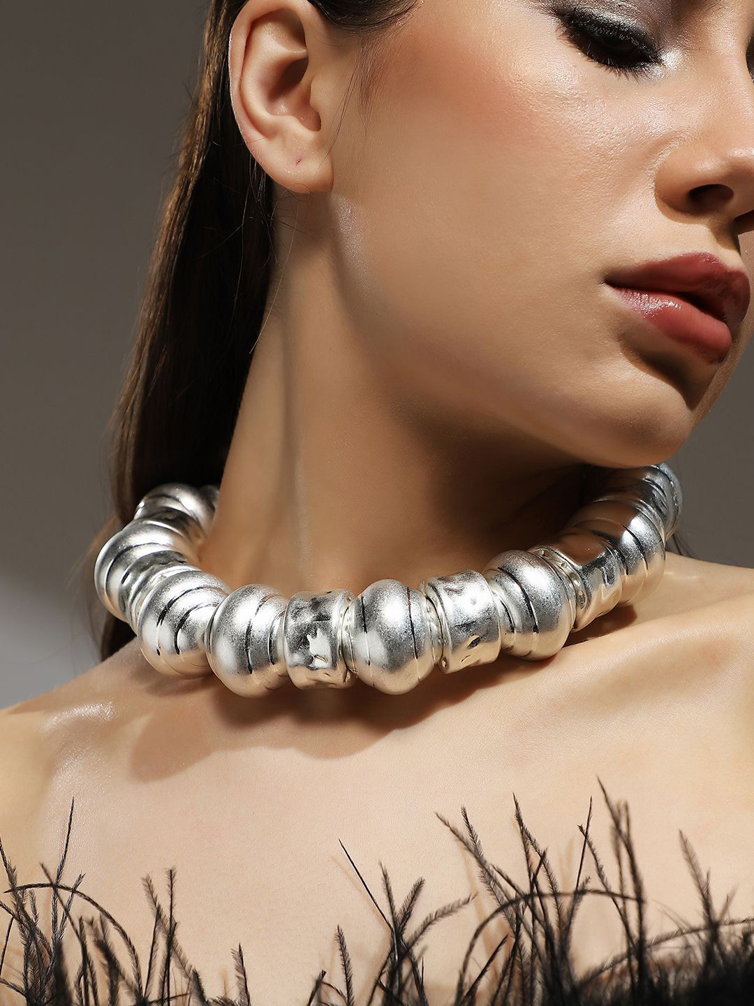 SOHI Silver-Plated The Tribal Collar Necklace
