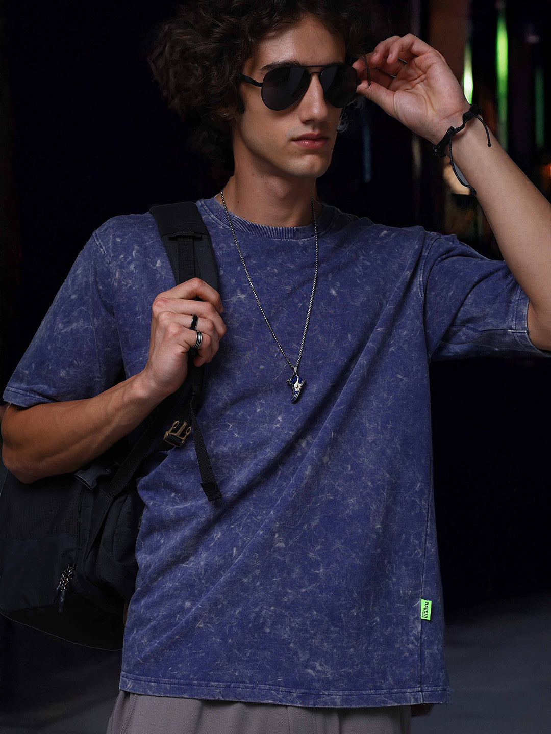 MADSTO Men Oversized Acid Washed Solid Tshirt