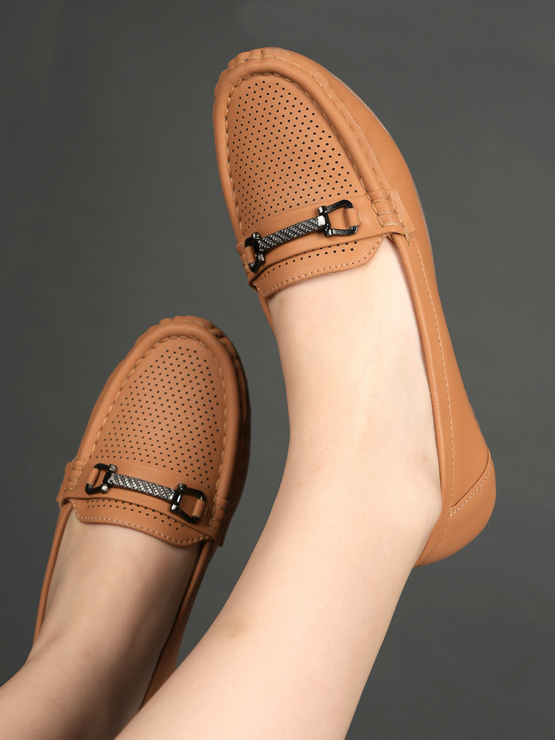 DressBerry Women Solid Patent Leather Everyday Loafers