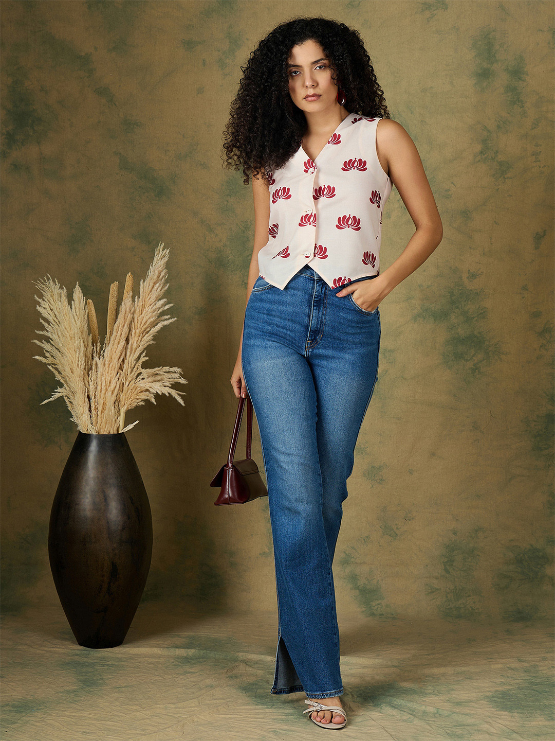 IVY BY KIBO Floral Printed Linen Vest Crop Top