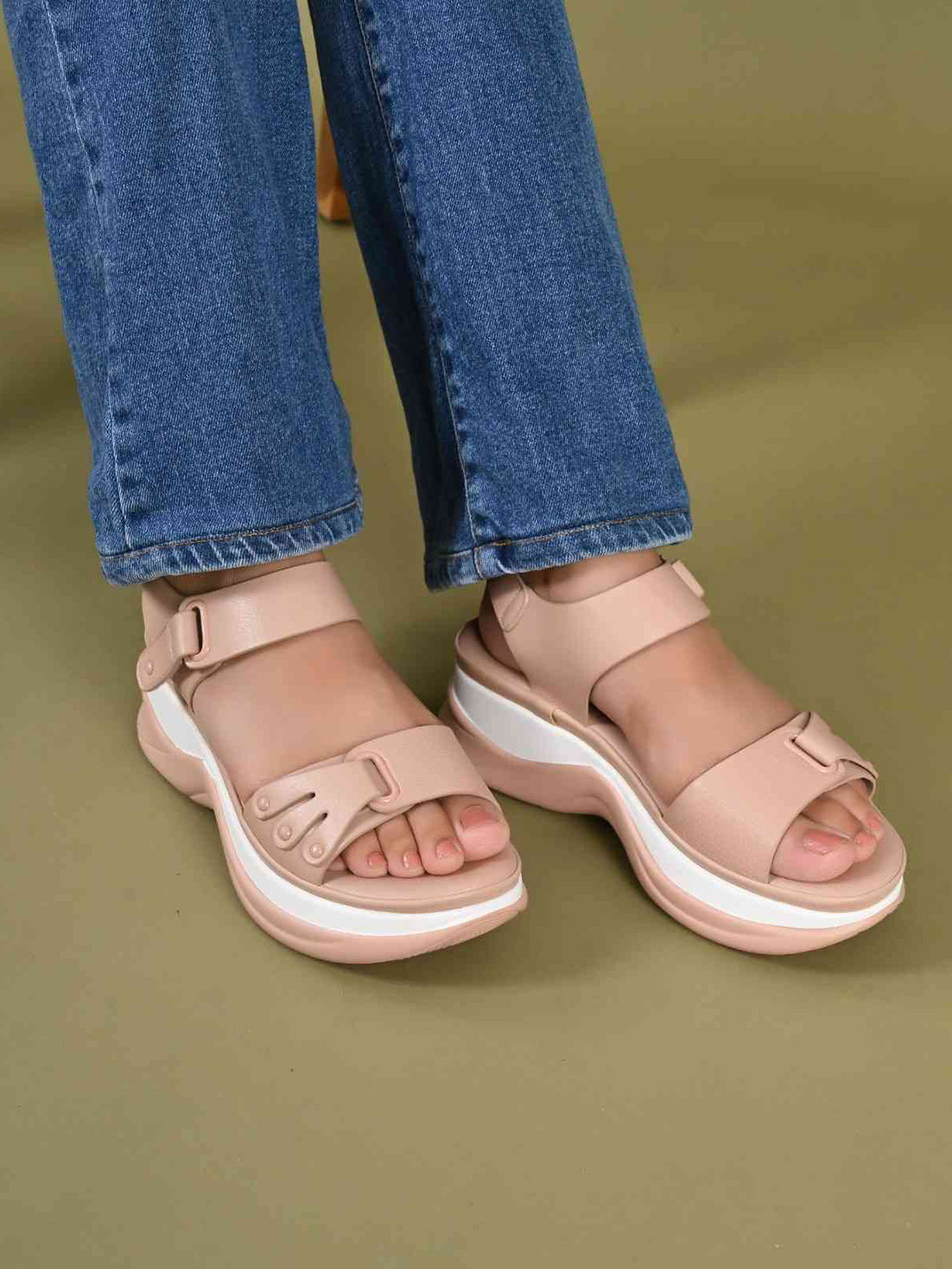 San Marino by Shoe Bank Women Platform Heel Sandals