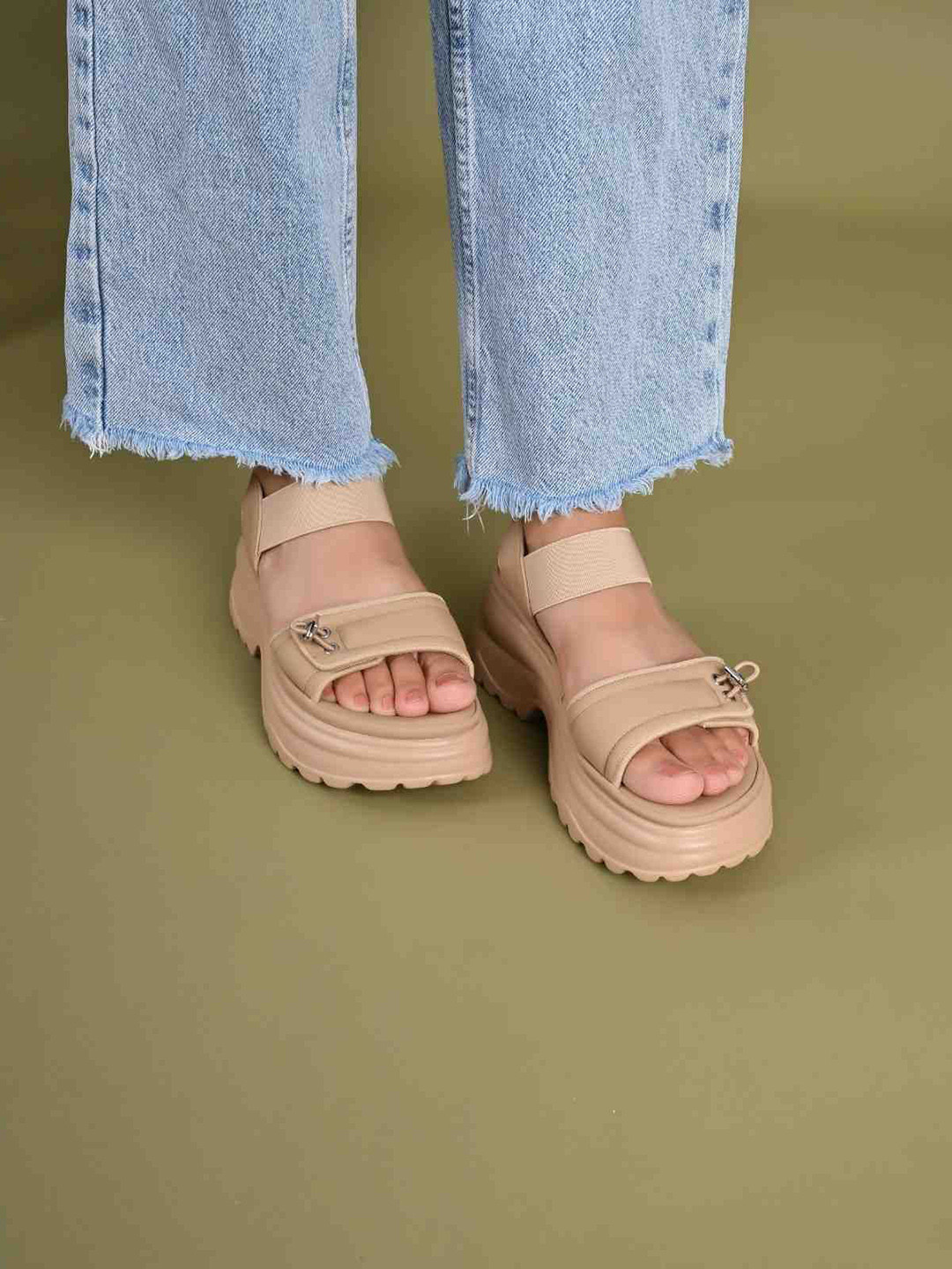 San Marino by Shoe Bank Women Platform Heel Sandals