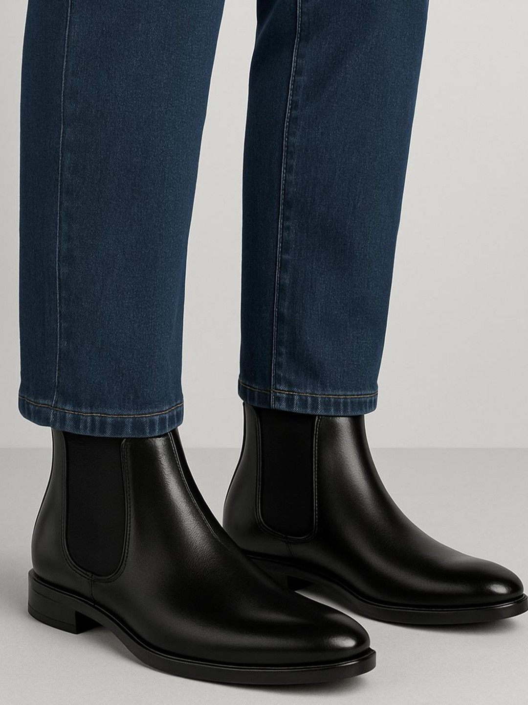 ASTEROID Men Block-Heeled Chelsea Boots