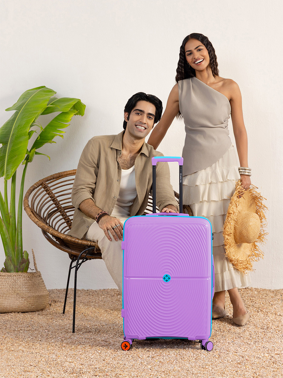 Nasher Miles Bali Textured Hard-Sided Large Trolley Bag