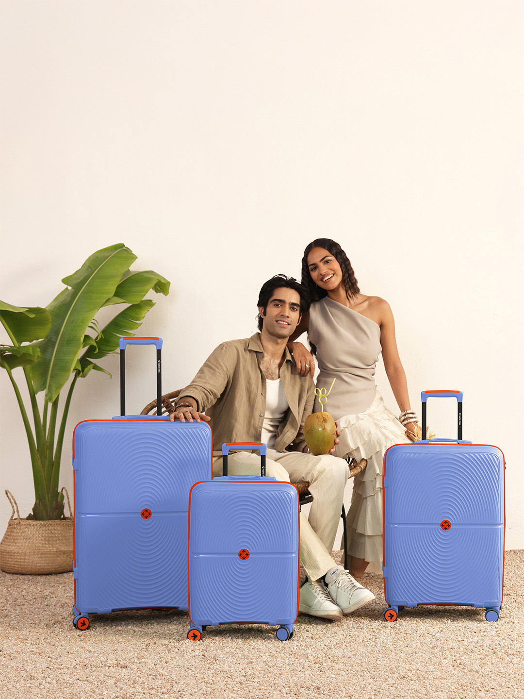 Nasher Miles Set Of 3 Bali Textured Hard-Sided Trolley Bag