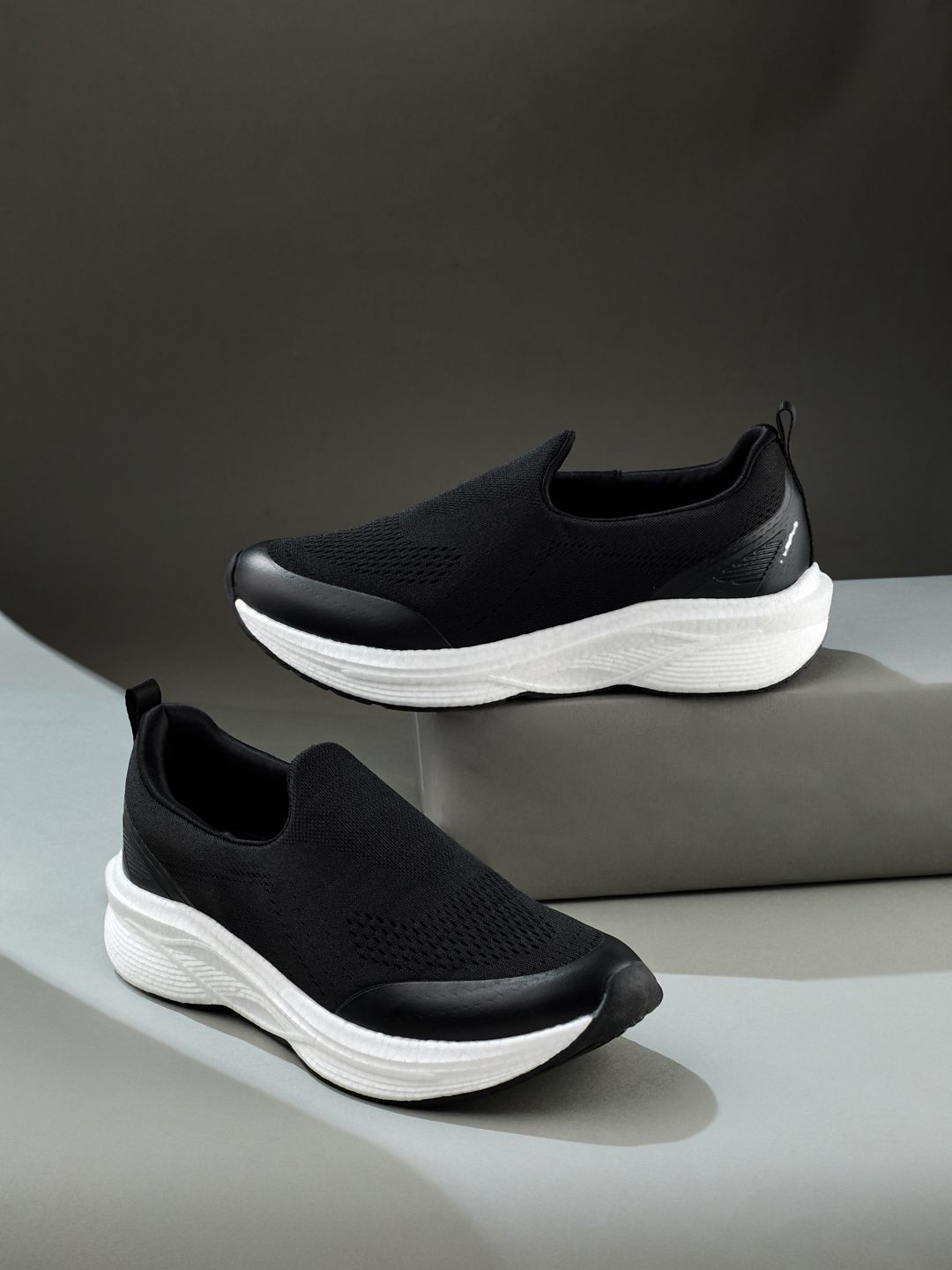 Campus Men STAKU Mesh Slip-On Walking Non-Marking Shoes