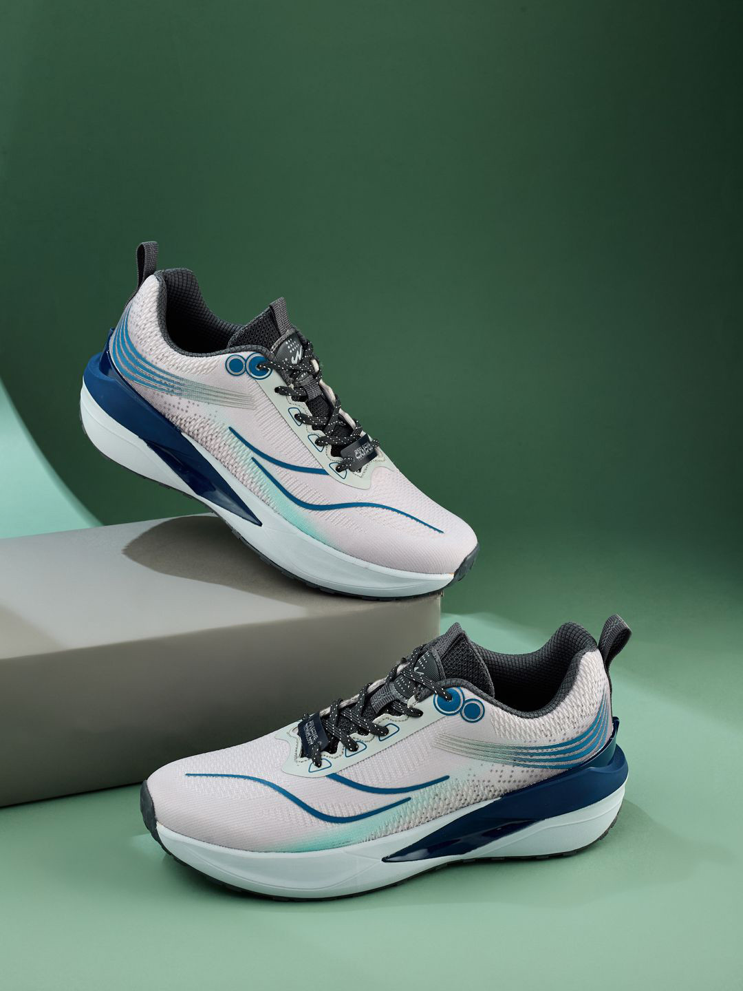 Campus Men JUNIPER Mesh Running Non-Marking Shoes