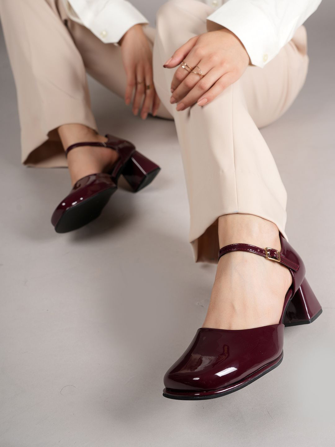 DROP BOLD Block Heel Pumps with Buckles