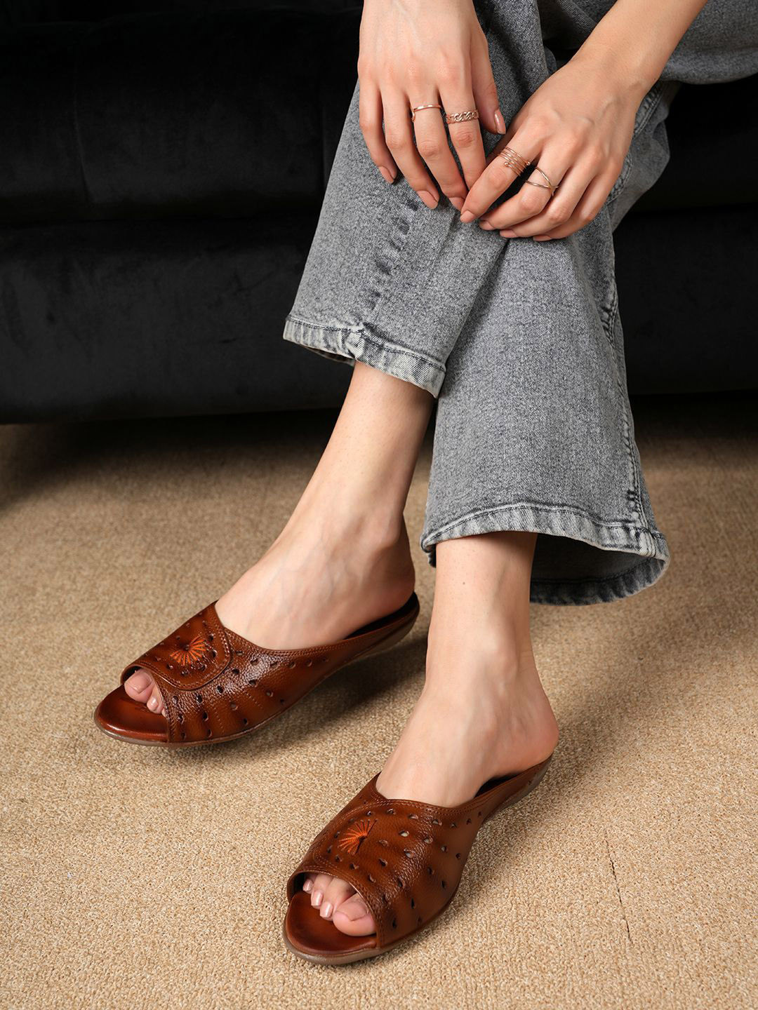 Bella Rosa Women Party Textured Slip-On Leather Mules Flats