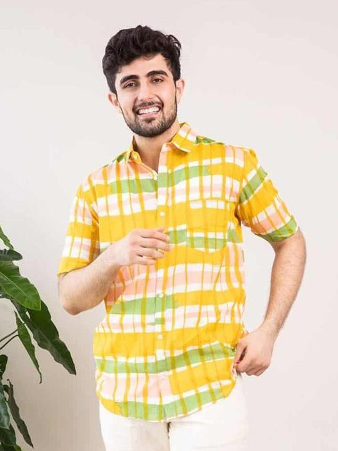 FREEDOM TREE Comfort Fit Checked Spread Collar Cotton Casual Shirt