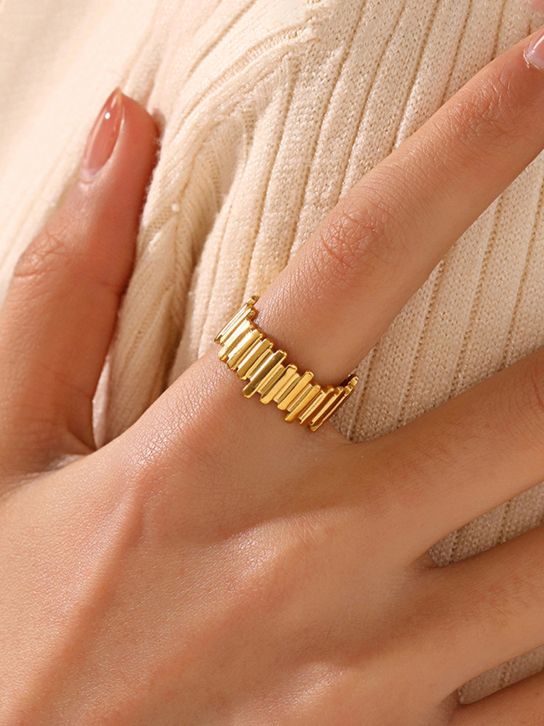 Designs & You Gold-Plated Anti-Tarnish Finger Ring