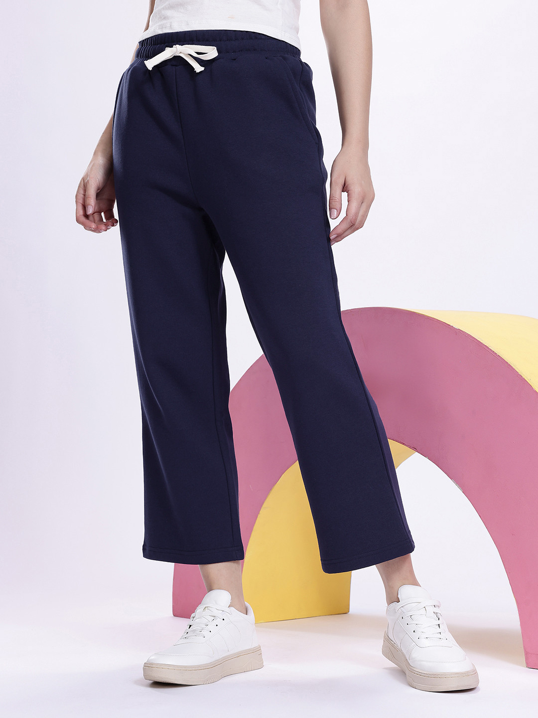 Kook N Keech Women Cropped Track Pant