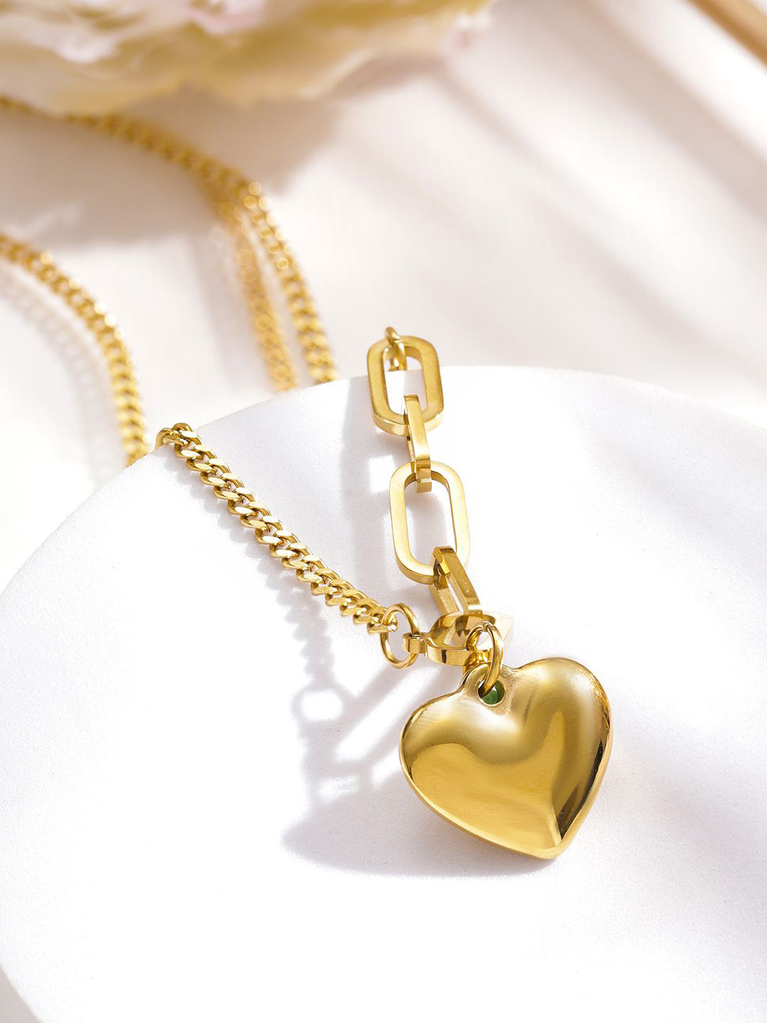 Rubans 18K Gold-Plated Stainless Steel Tarnish Free Waterproof Heart Pendant Link Necklace