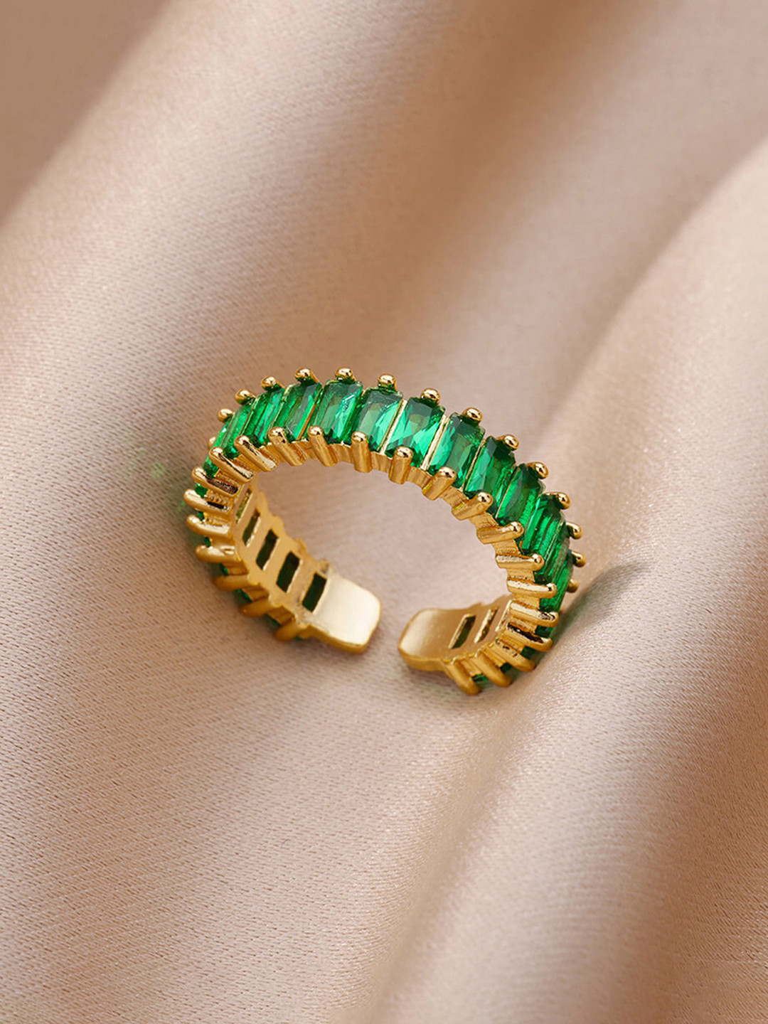 Jewels Galaxy Stainless Steel Gold-Plated Quartz Crystals-Studded Finger Ring
