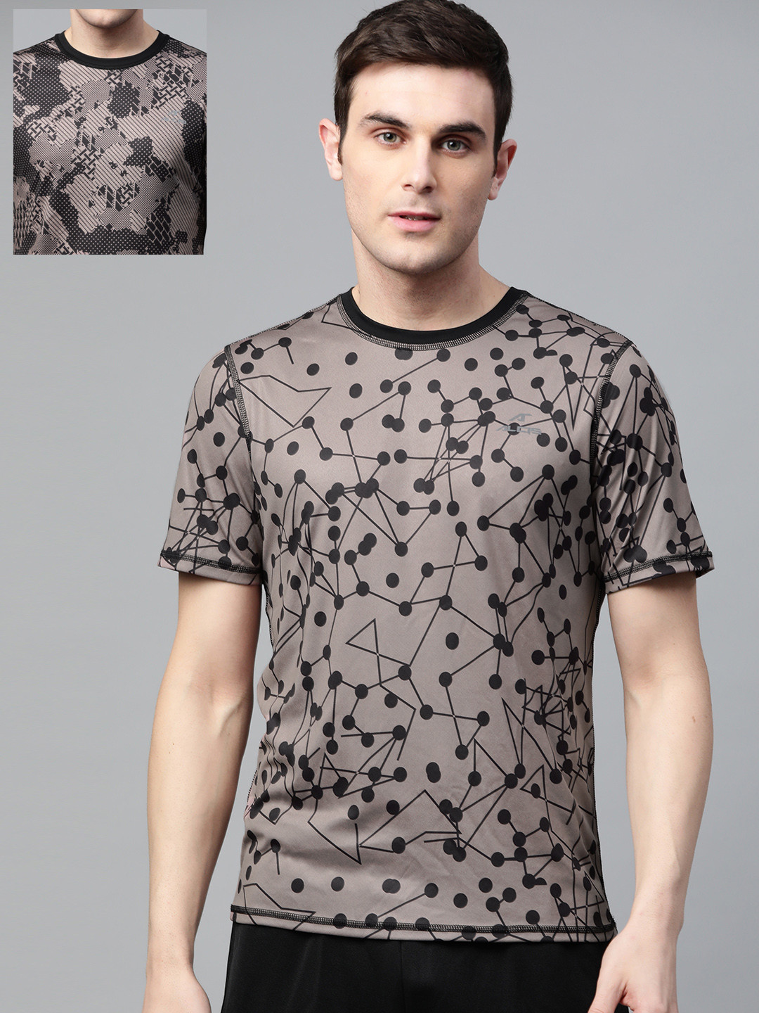 Alcis Men Taupe & Black Printed Round Neck Outdoor Reversible T-shirt