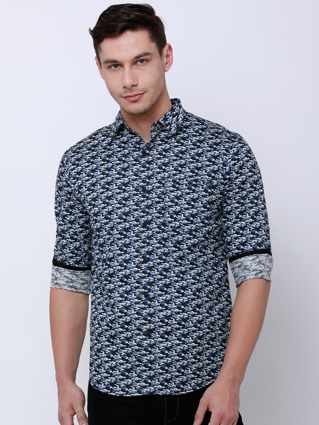 LOCOMOTIVE Men Navy Blue Slim Fit Printed Casual Shirt