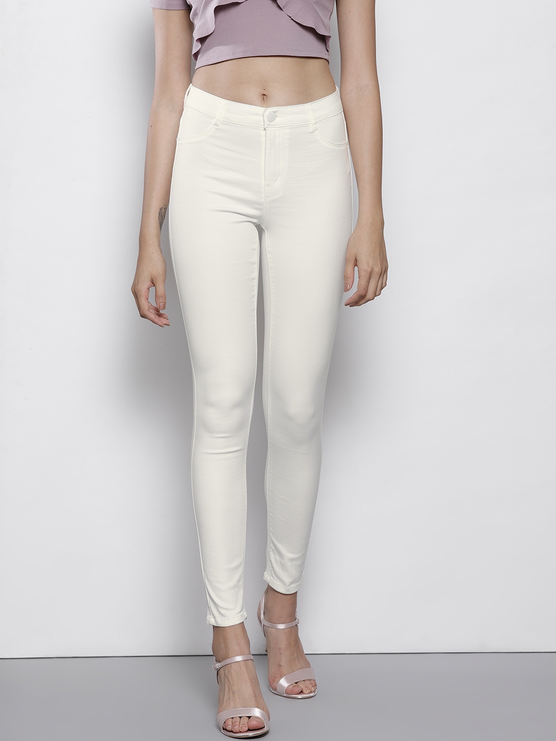 white jeggings myntra