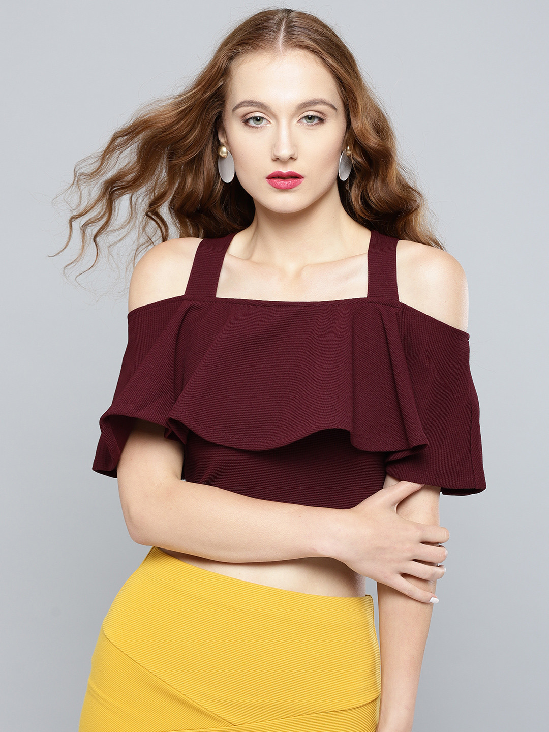 Veni Vidi Vici Women Burgundy Solid Cold-Shoulder Crop Fitted Top