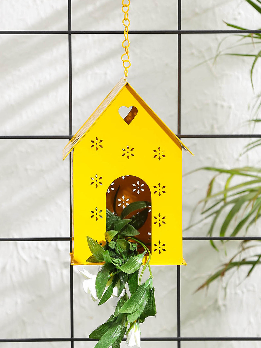 green girgit Yellow Hut Shape Bird House Planter