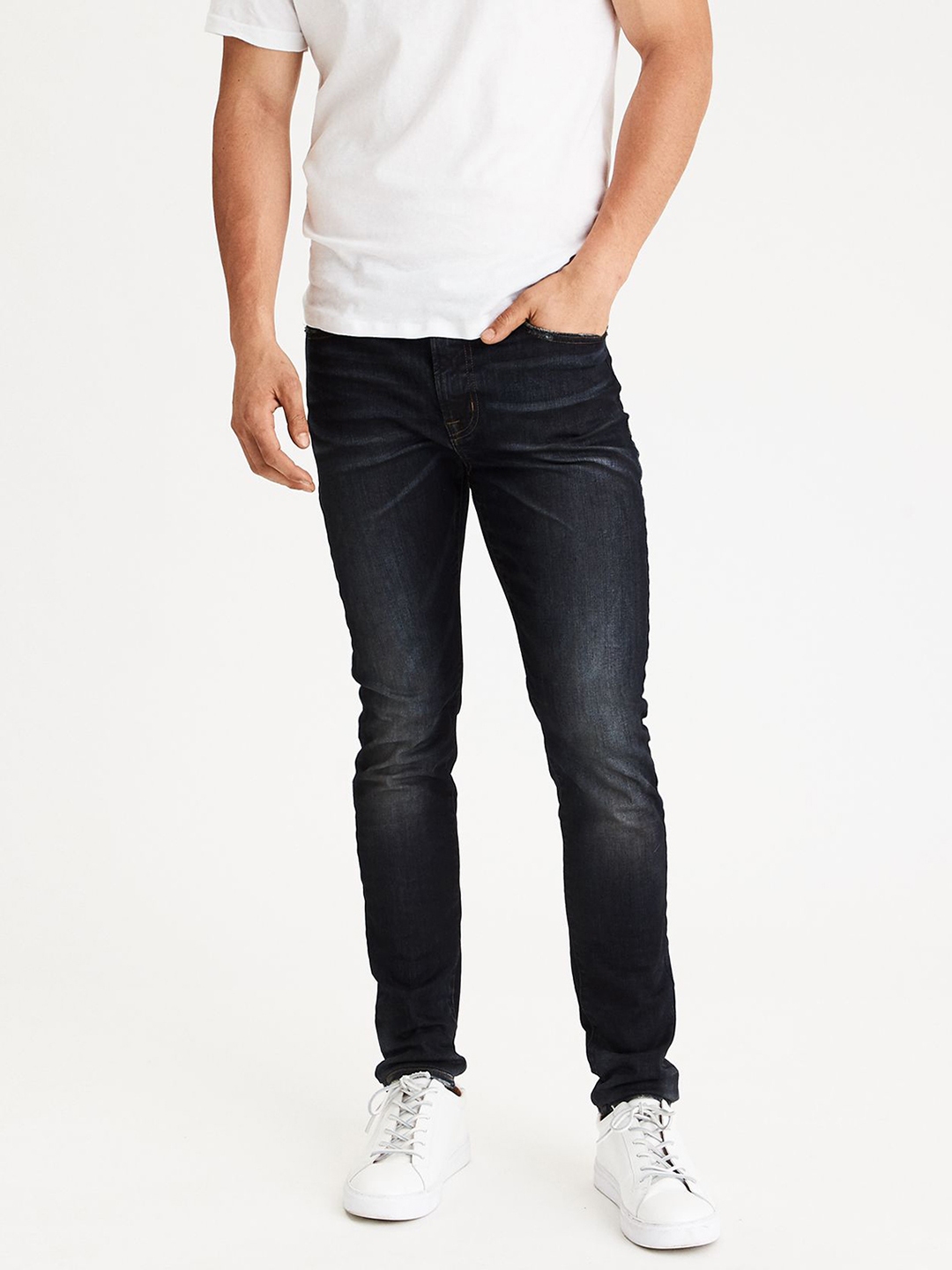 Buy AMERICAN EAGLE OUTFITTERS Men Blue Super Skinny Fit