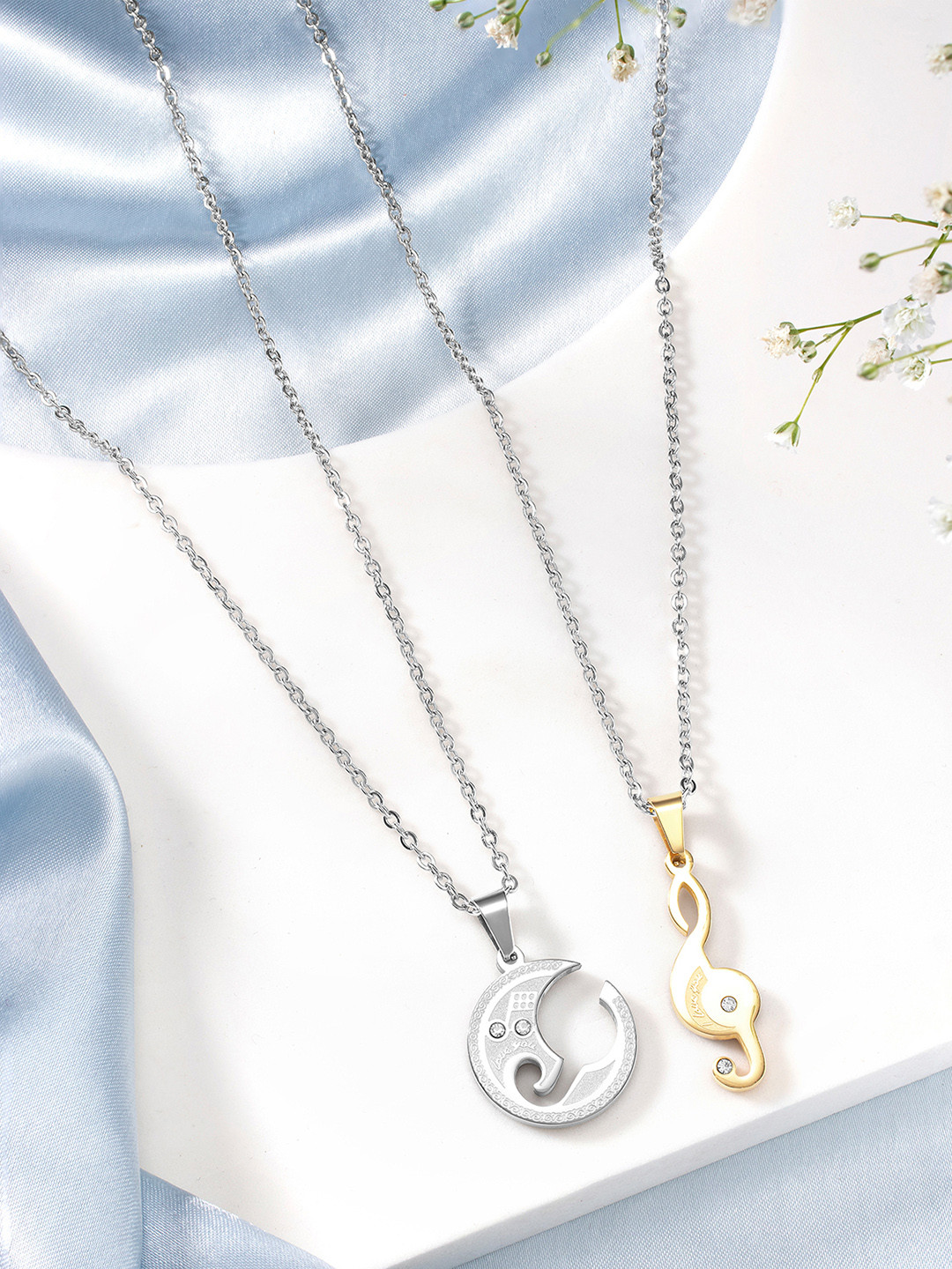 Peora Unisex Set of 2 Silver-Toned & Gold-Toned Puzzle Couple Pendants With Chain