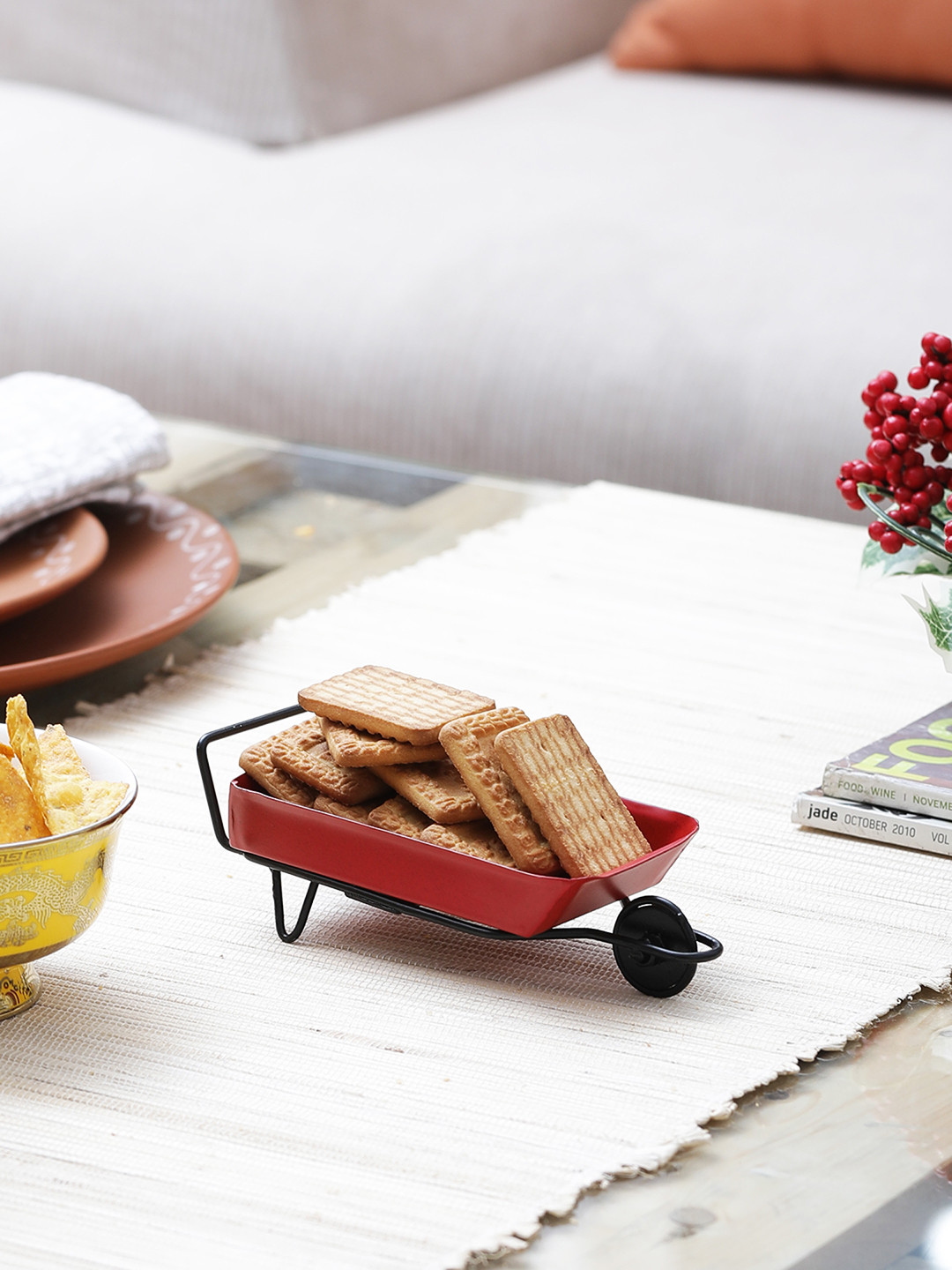 EK DO DHAI Red & Black Wheel Barrow Server