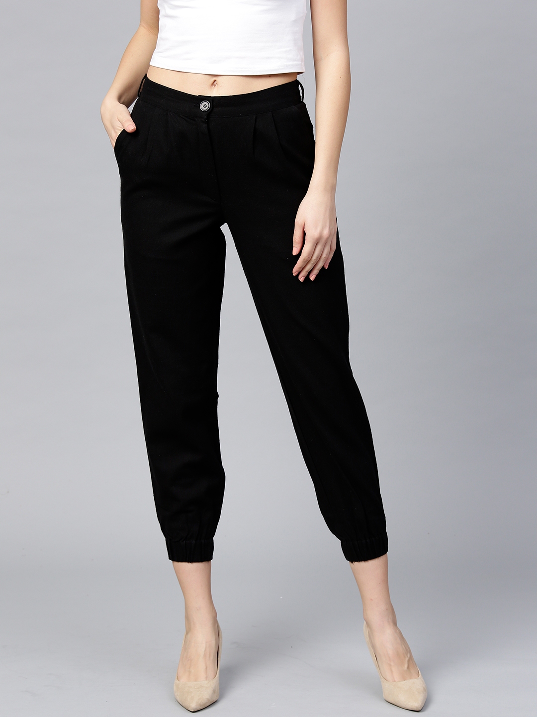 women's black cropped joggers