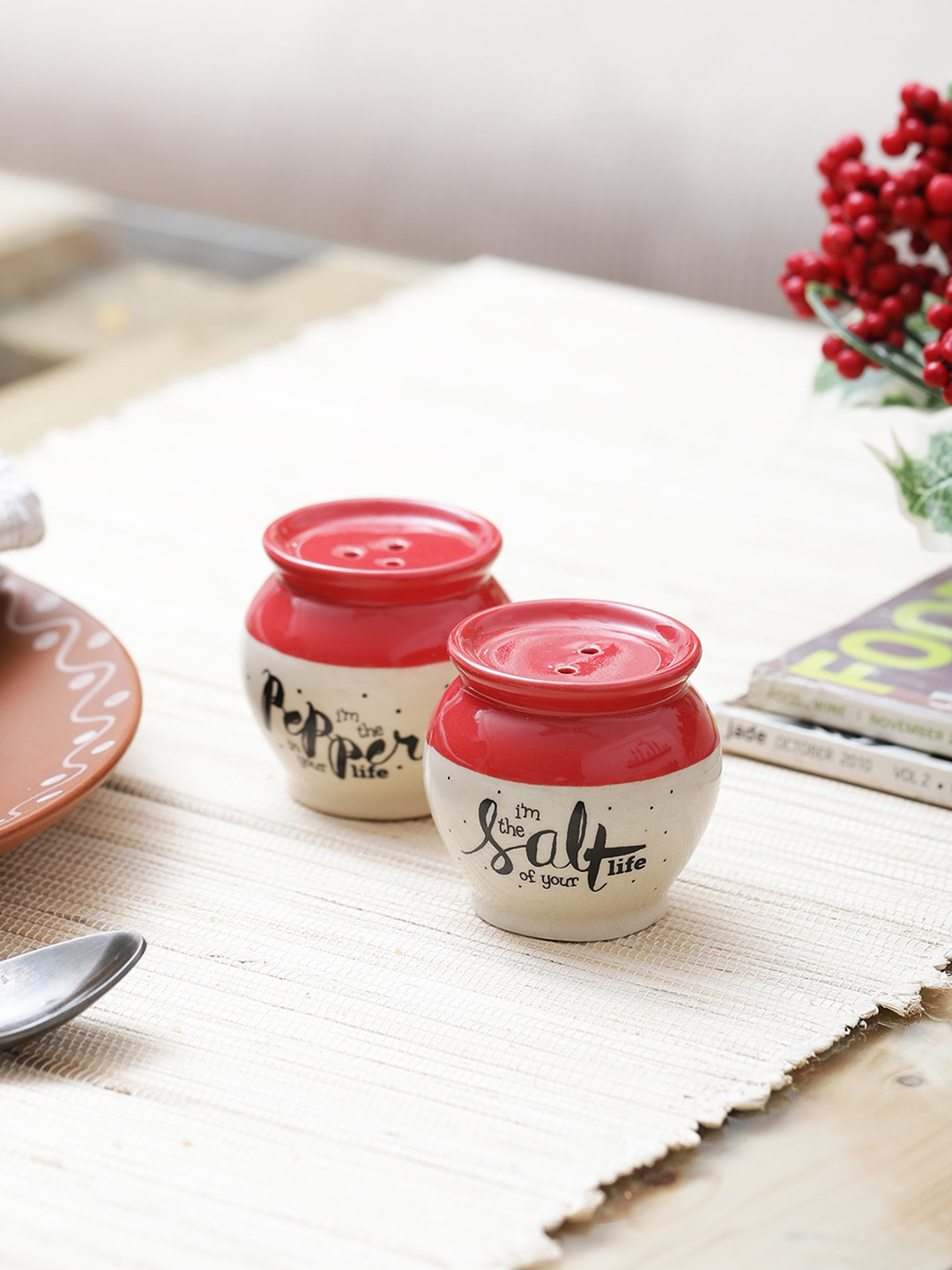 EK DO DHAI Set Of 2 Off-White & Red Hand-Painted Salt & Pepper Jars