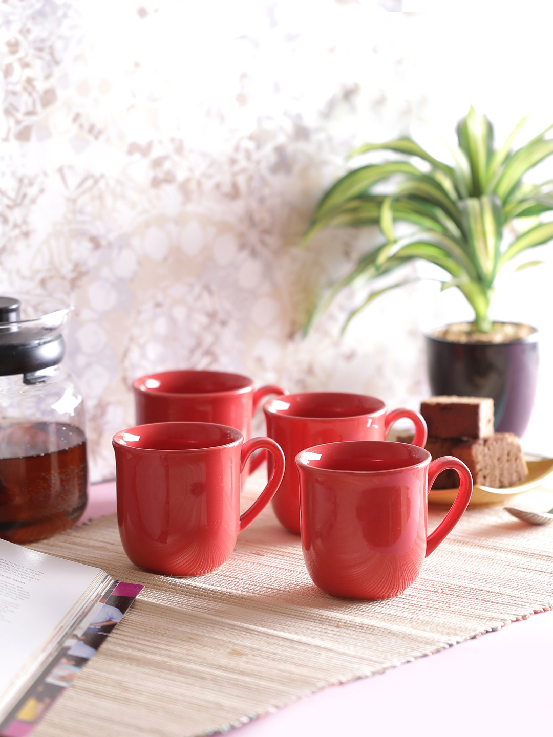 VarEesha Red 4-Pieces Solid Ceramic Cup Set