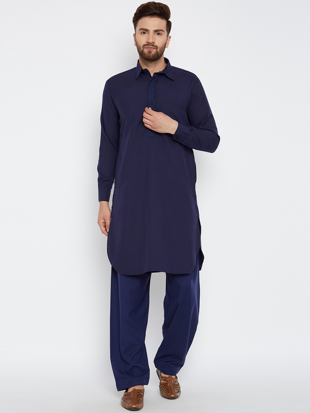 SOJANYA Men Navy Blue Solid Kurta with Pyjama