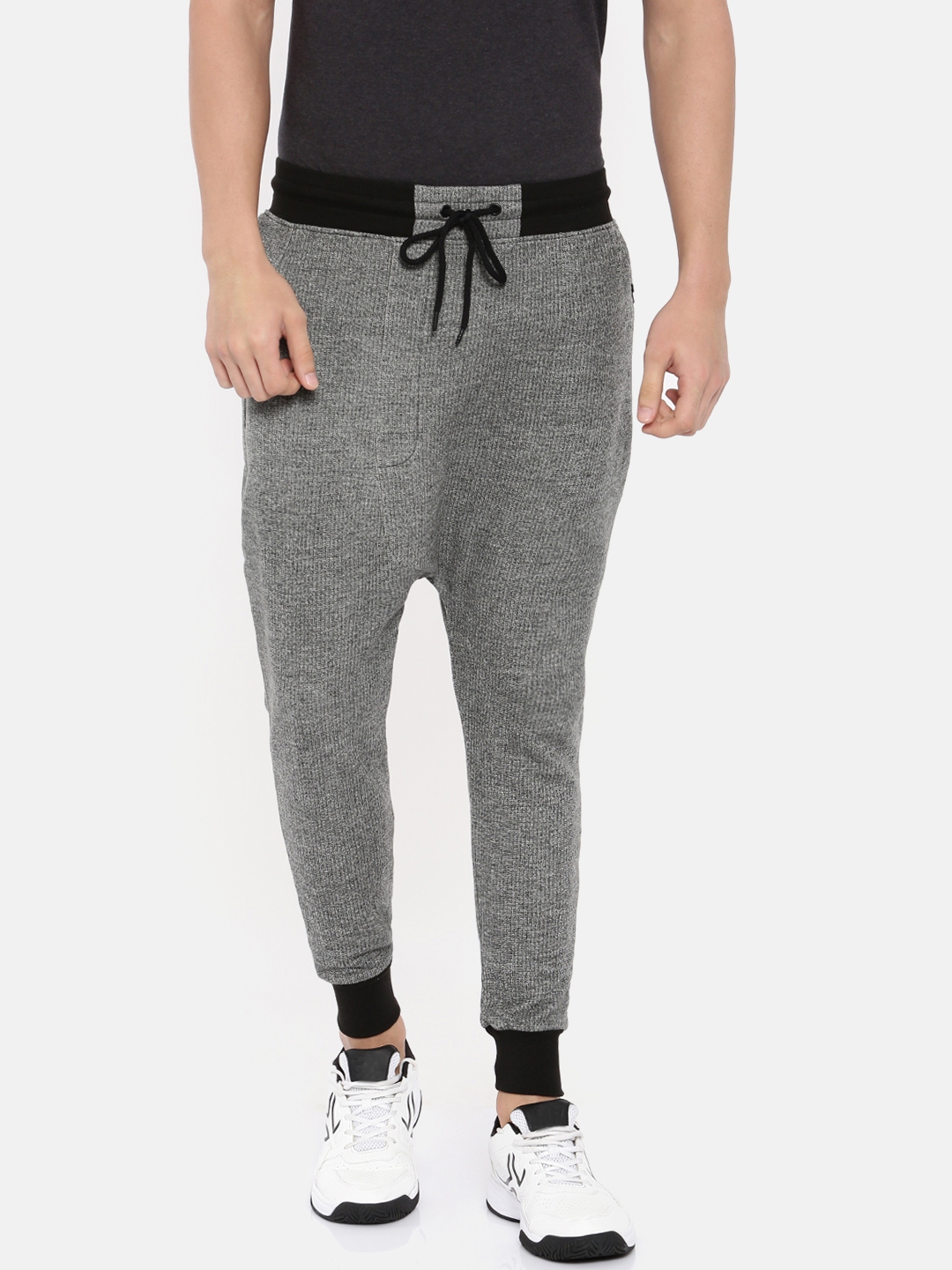 joggers for men myntra