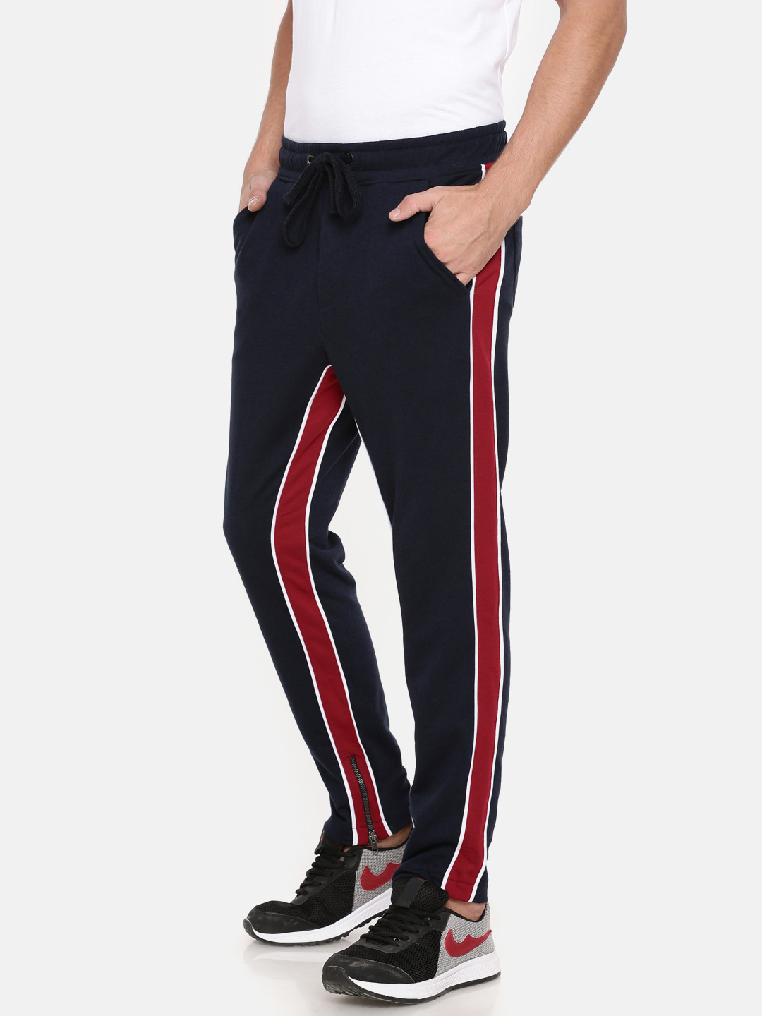 skult track pants