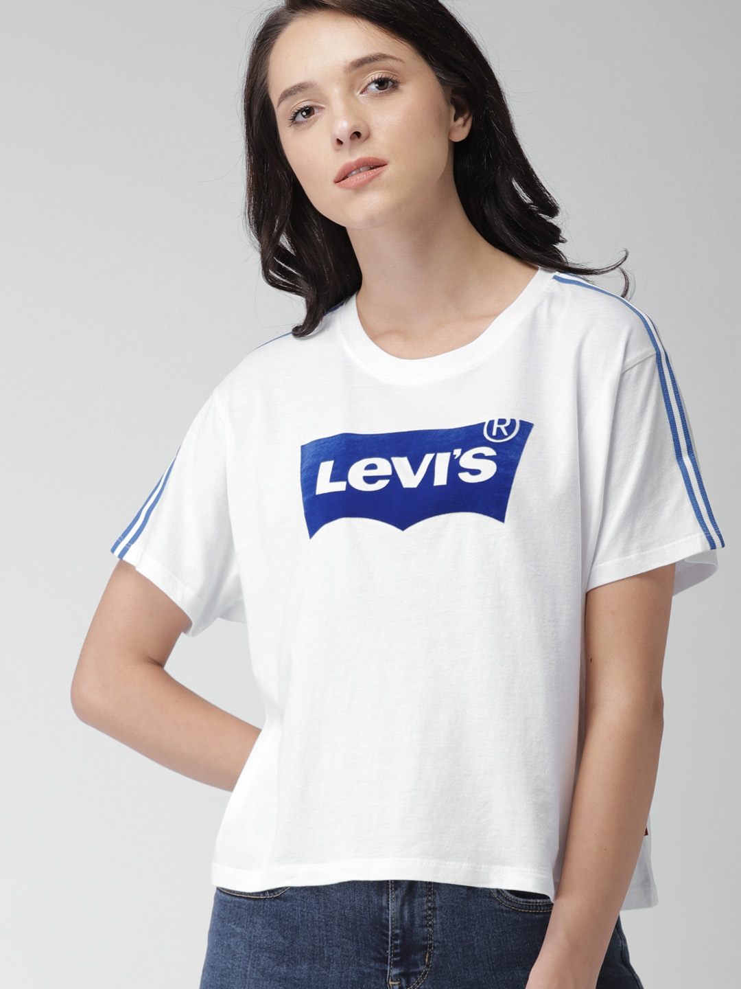Buy Levis Women White Printed Round Neck Pure Cotton T Shirt 39389 0033 -  Tshirts for Women 6799397 | Myntra