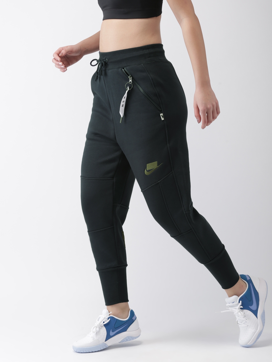 nike loose fit pants womens