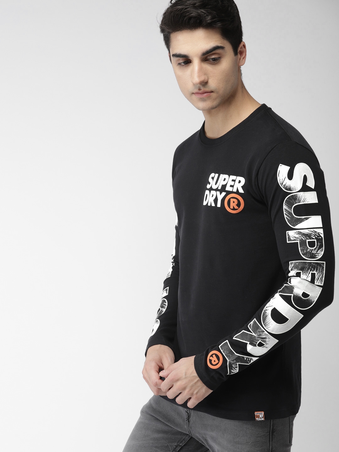 superdry t shirts myntra